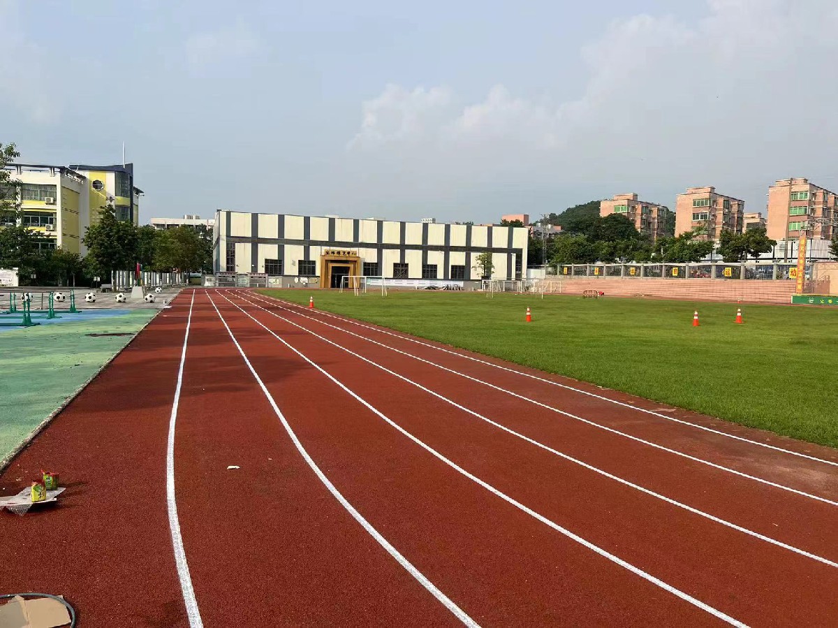 佛山市南海區(qū)里水旗峰小學(xué)
